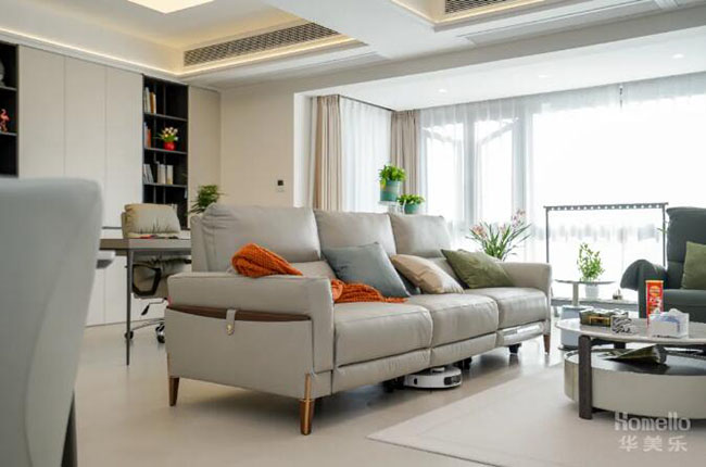 112㎡三室改兩室，一廳兩用布局，感受現(xiàn)代簡約雅居的舒適與魅力